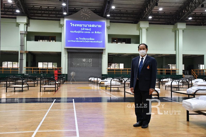 20210426-Governor inspects field hospitals-055.JPG